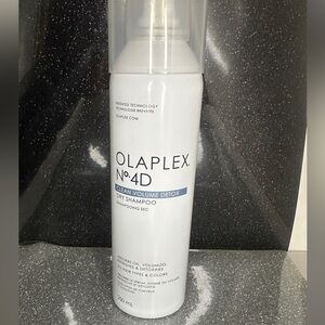 OLAPLEX No.4D Clean Volume Detox Dry Shampoo - 250ml